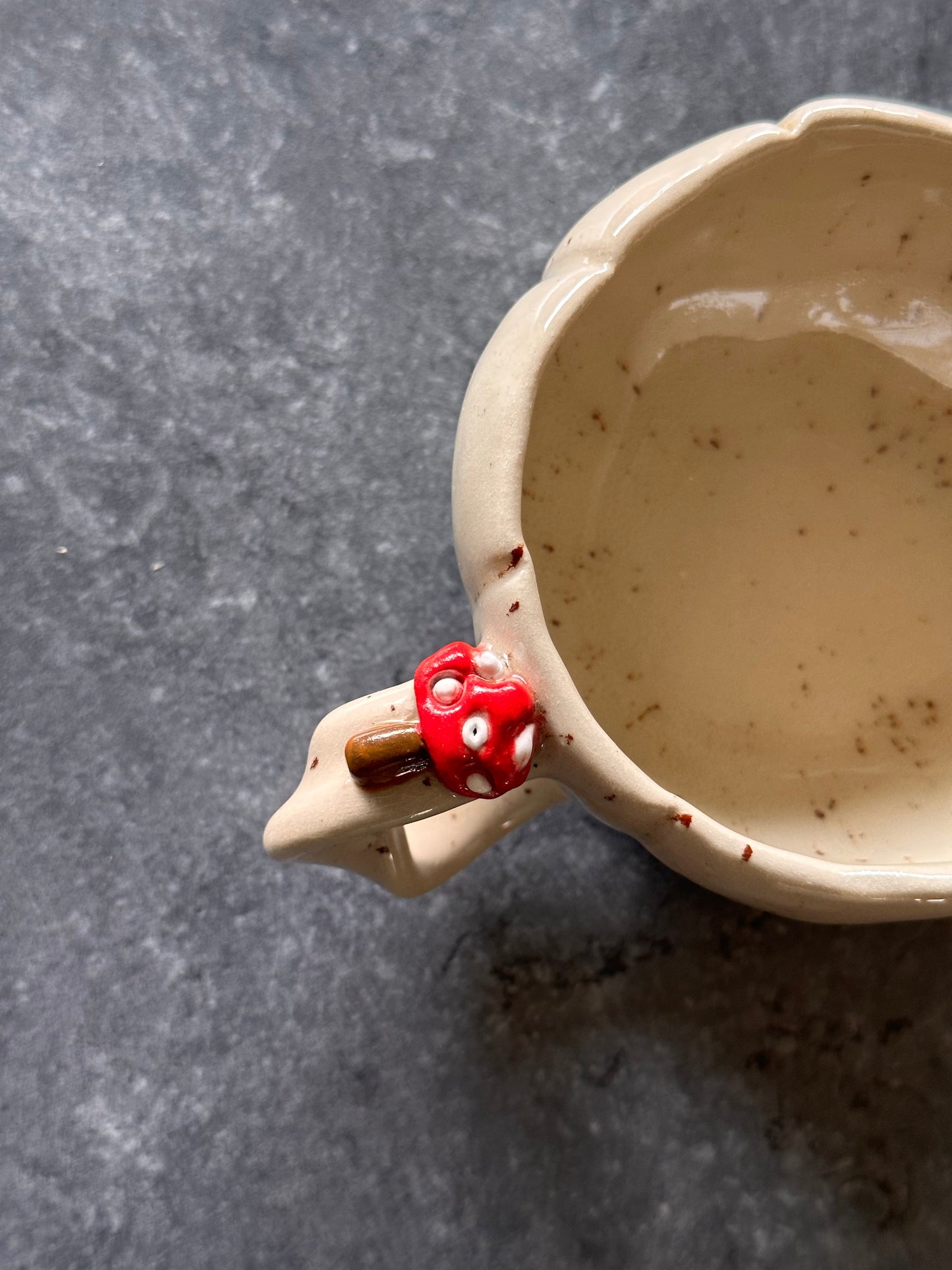 Large pumpkin mug with red mushroom